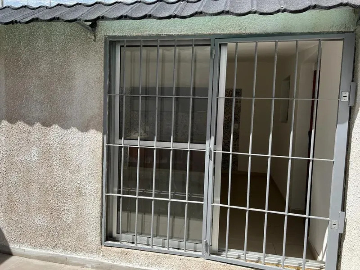 Casa ID.6078 - Alquiler Casa 3 Dormitorios Atahualpa con patio