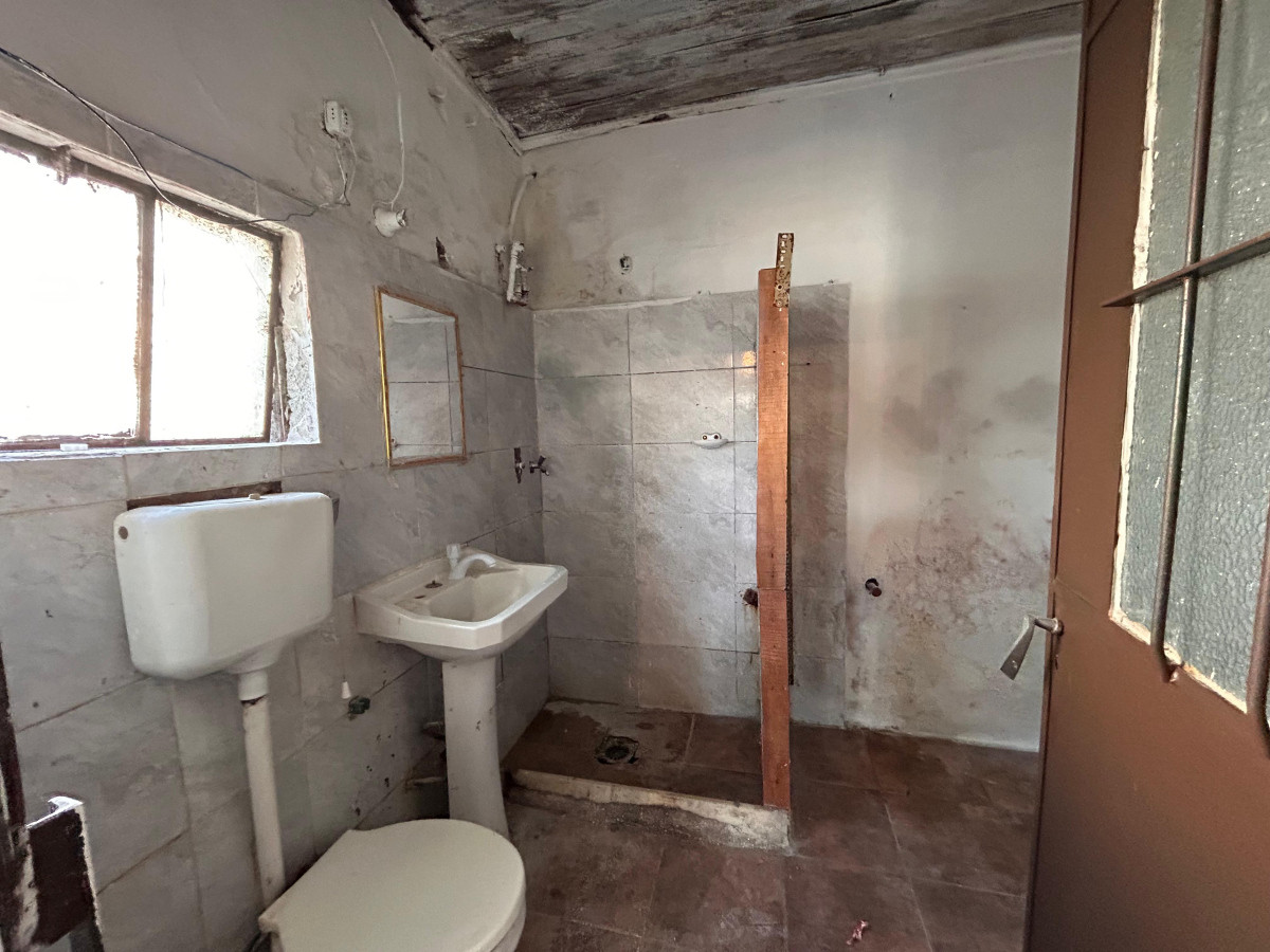 Casa ID.4849 - Venta Padron Unico con 5 Viviendas Flor de Maroñas Inversion