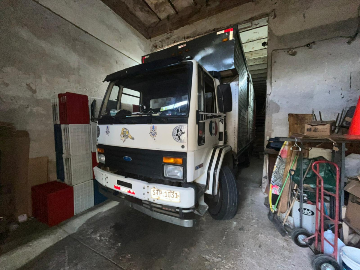 Casa ID.5727 - Venta Casa Deposito para Constructora Inversion Parque Rodo