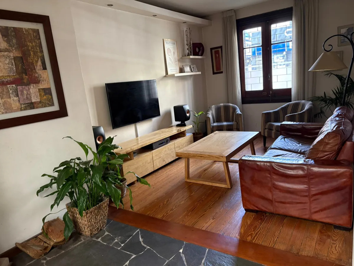 Casa ID.5307 - Venta Casa 2 Dormitorios Parque Rodo con patio y parrillero