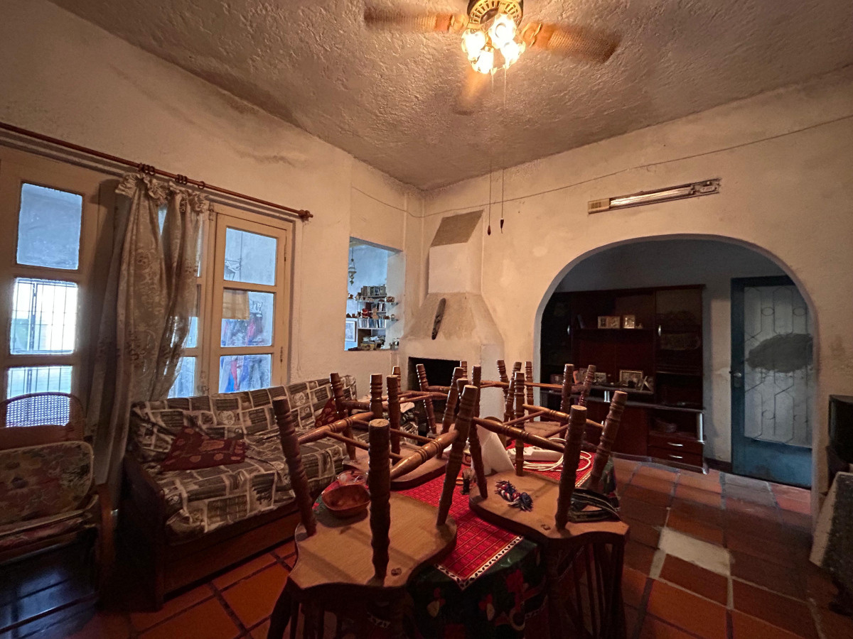 Casa ID.4680 - Venta Casa 3 Dormitorios Reducto con garaje,barbacoa y patio