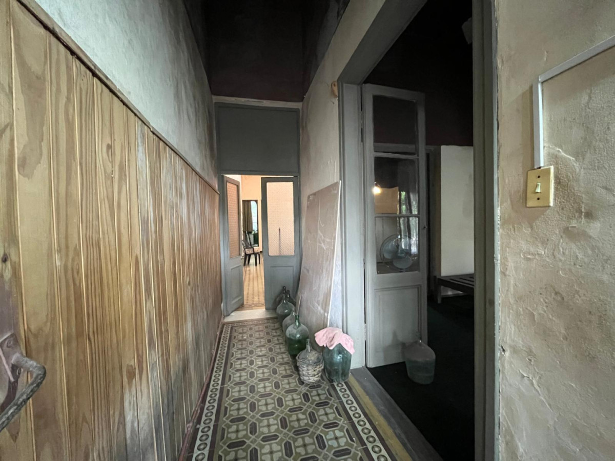 Casa ID.6044 - Venta Casa a Reciclar 3 Dormitorios Aguada con azotea