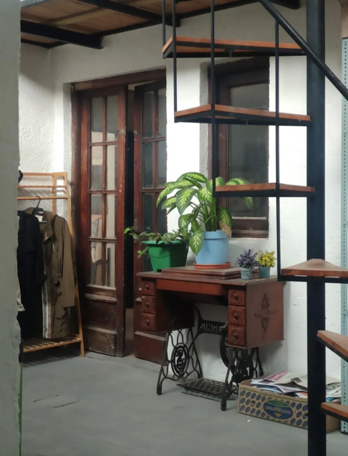 Casa ID.6147 - Venta Casa 8 Dormitorios 2 Cocinas Inversion Bella Vista