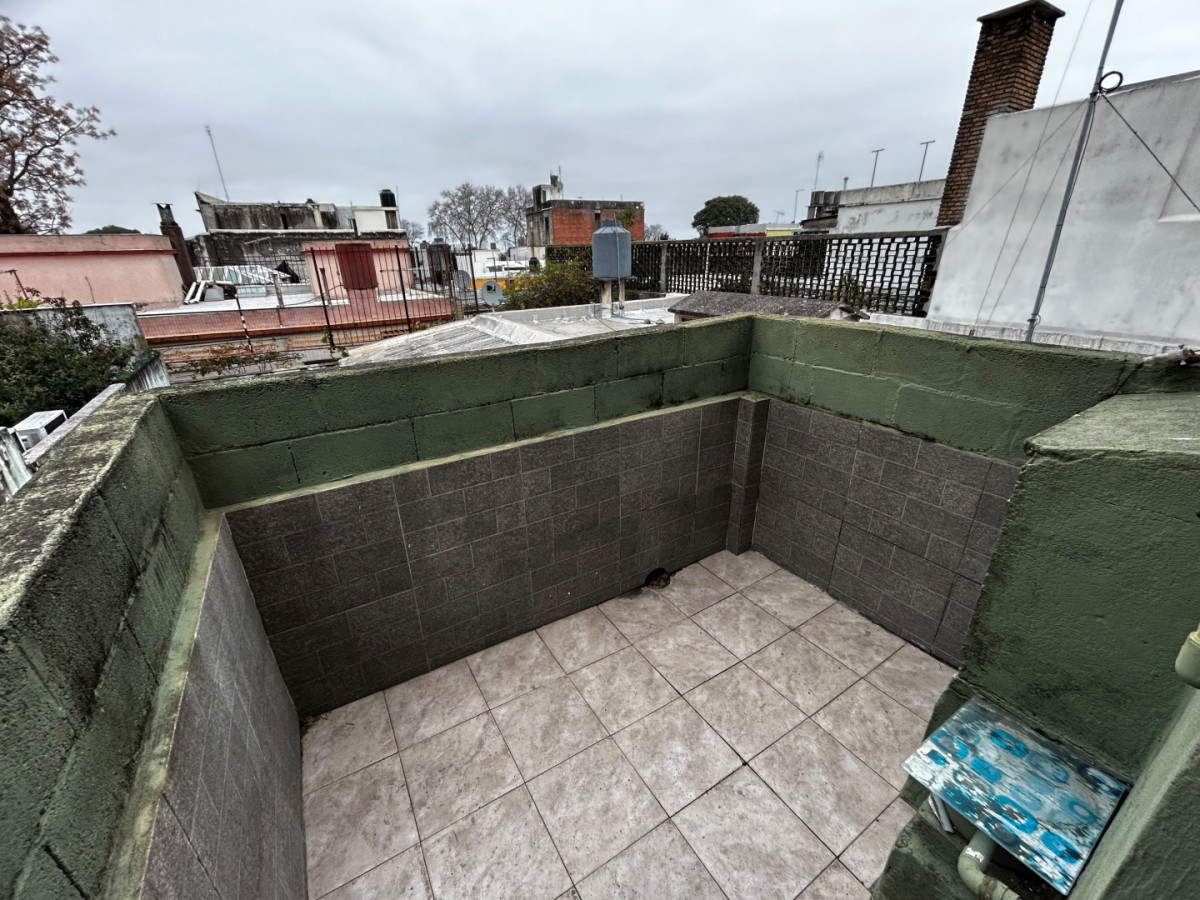 Casa ID.4774 - Venta Casa 4 Dormitorios Unión con balcón 