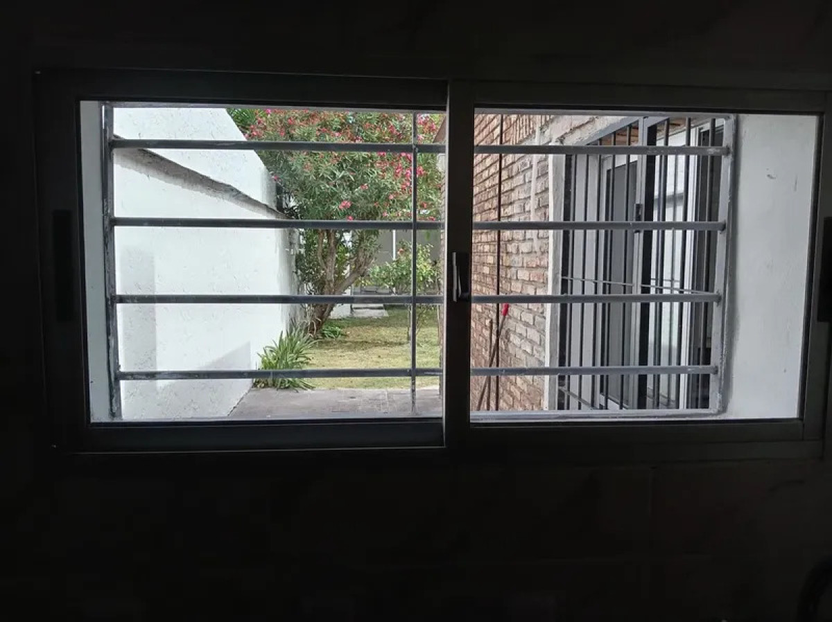 Casa ID.6400 - Venta Casa 3 Dormitorios Paso Molino con patio y cochera