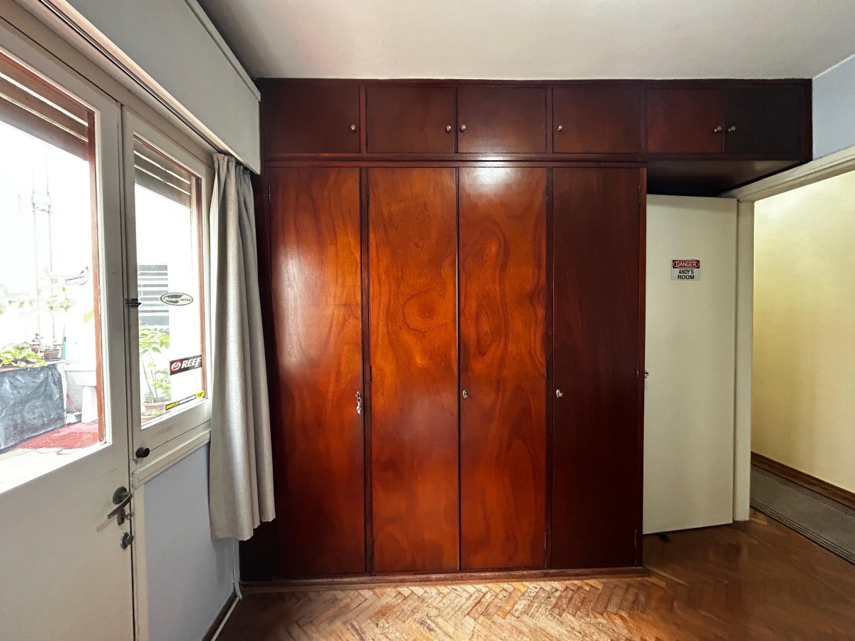 Casa ID.5336 - Venta Casa 3 Dormitorios Parque Batlle con patio y garaje