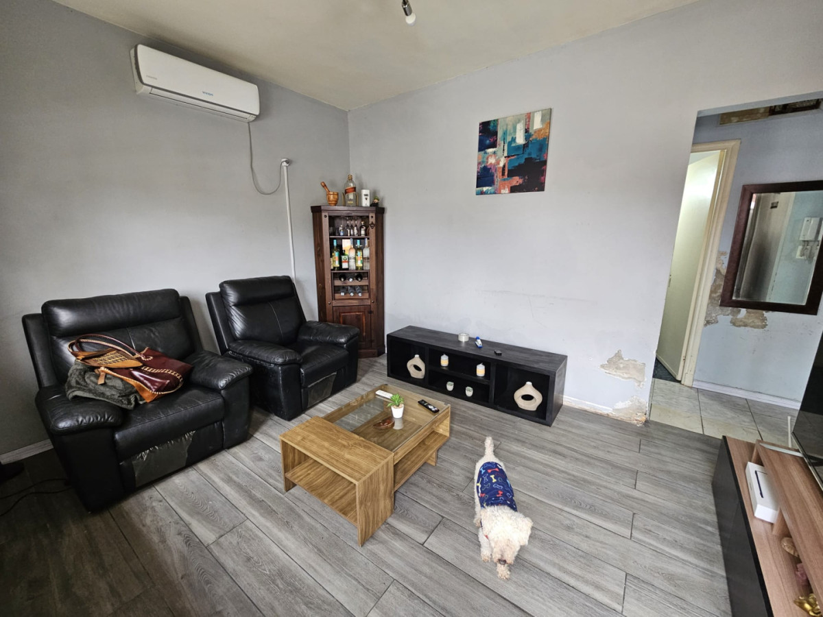 Casa ID.6707 - Venta 2 Casas 4 Dormitorios Sayago con Patio y Parrillero