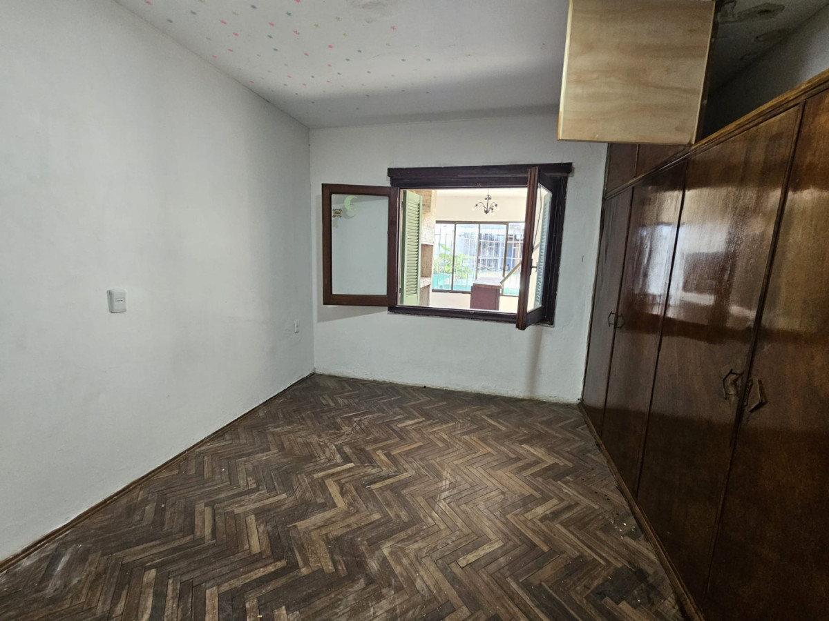Casa ID.5931 - Venta Casa 2 Dormitorios Barbacoa Perez Castellano
