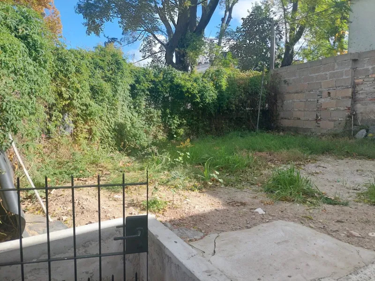 Casa ID.6473 - Alquiler Casa 2 Dormitorios Reducto con jardin 