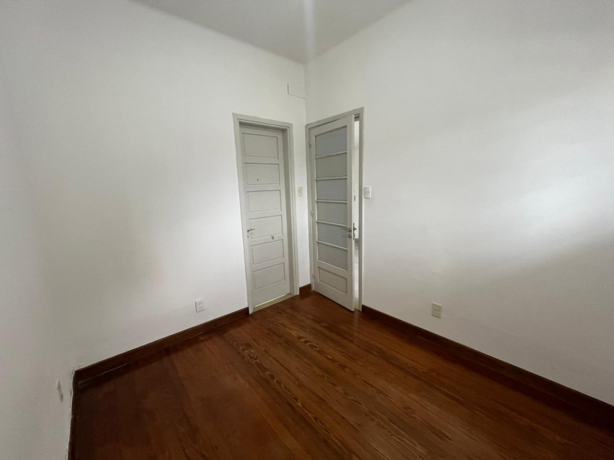 Casa ID.5784 - Venta Casa 4 Dormitorios Terraza y Parrillero Bella Vista