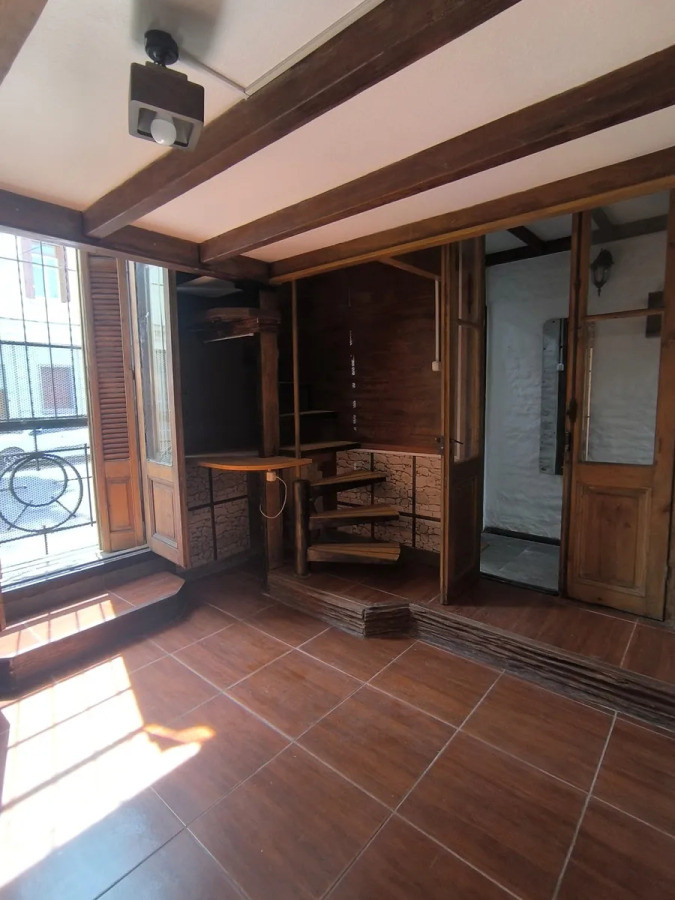 Casa ID.5429 - Alquiler Casa 2 Dormitorios Aguada con azotea 