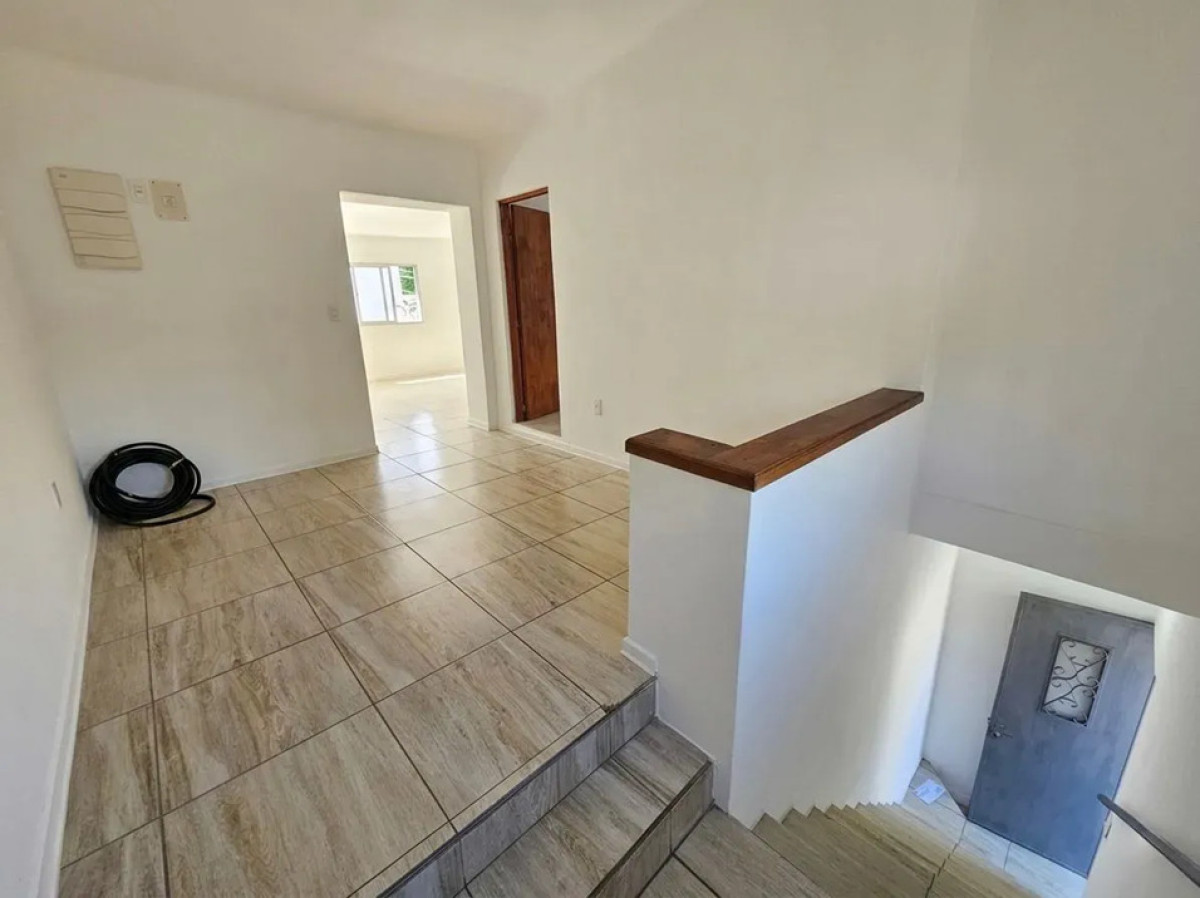 Casa ID.6610 - Venta Apartamento tipo Casa 3 Dormitorios y Parrillero Cerrito