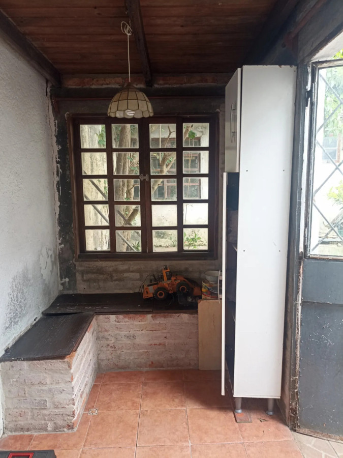 Casa ID.5668 - Venta Casa 2 Dormitorios Pocitos con patio 