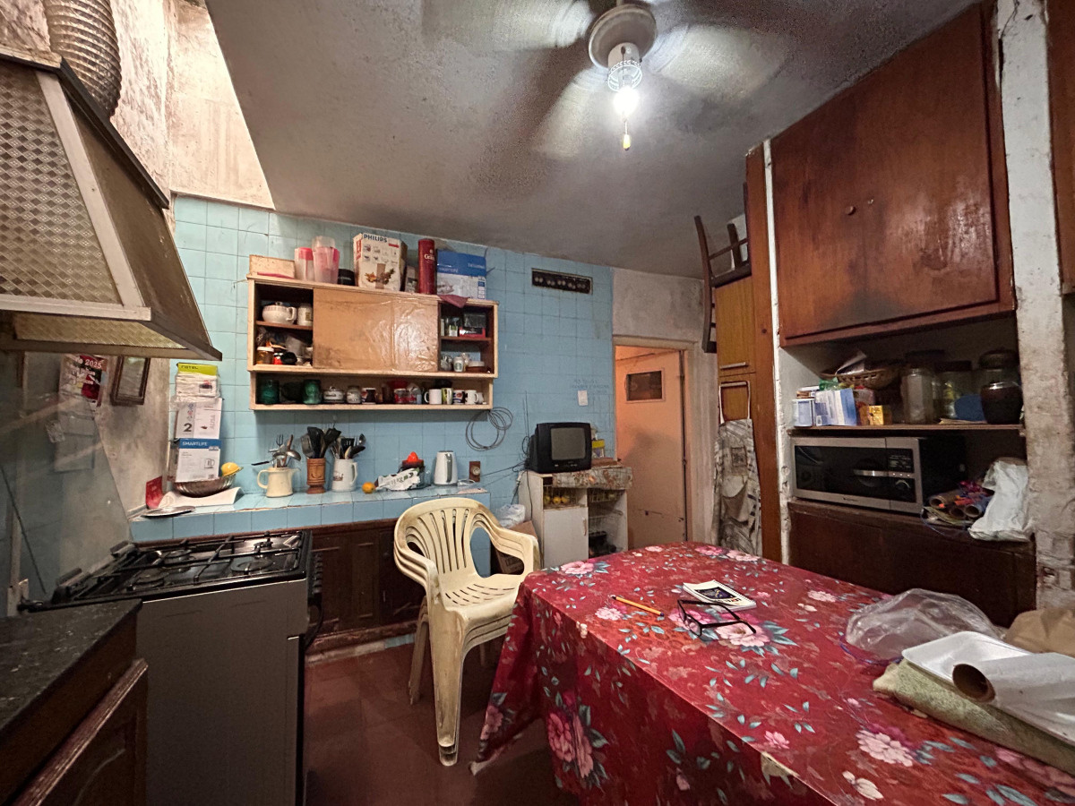 Casa ID.4680 - Venta Casa 3 Dormitorios Reducto con garaje,barbacoa y patio