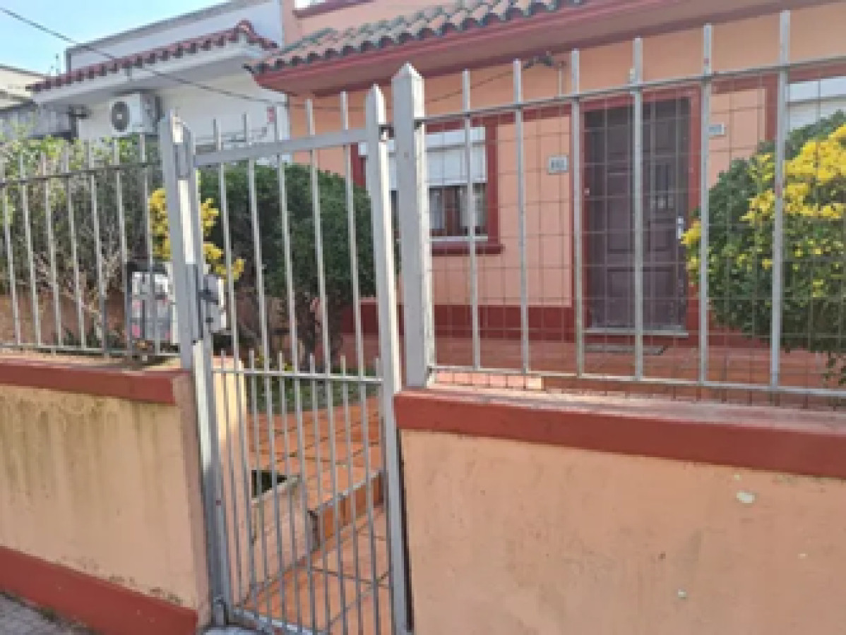 Casa ID.4921 - Venta 2 Casas Sayago Inversion con Renta