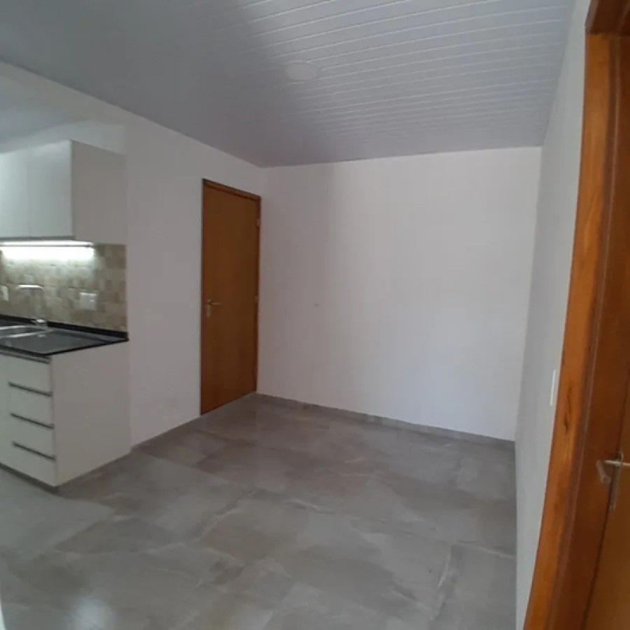 Casa ID.4737 - Alquiler Casa 2 Dormitorios Unión con Cochera y Patio