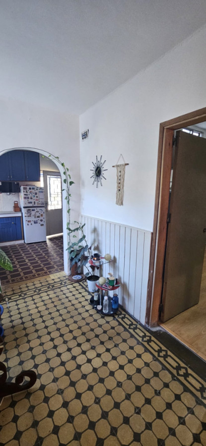 Casa ID.6057 - Venta Casa 2 Dormitorios Perez Castellanos Barbacoa y Cochera