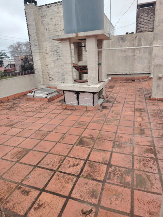 Casa ID.5027 - Venta y Alquiler Casa 3 o 4 Dormitorios Carrasco con Garaje y Patio