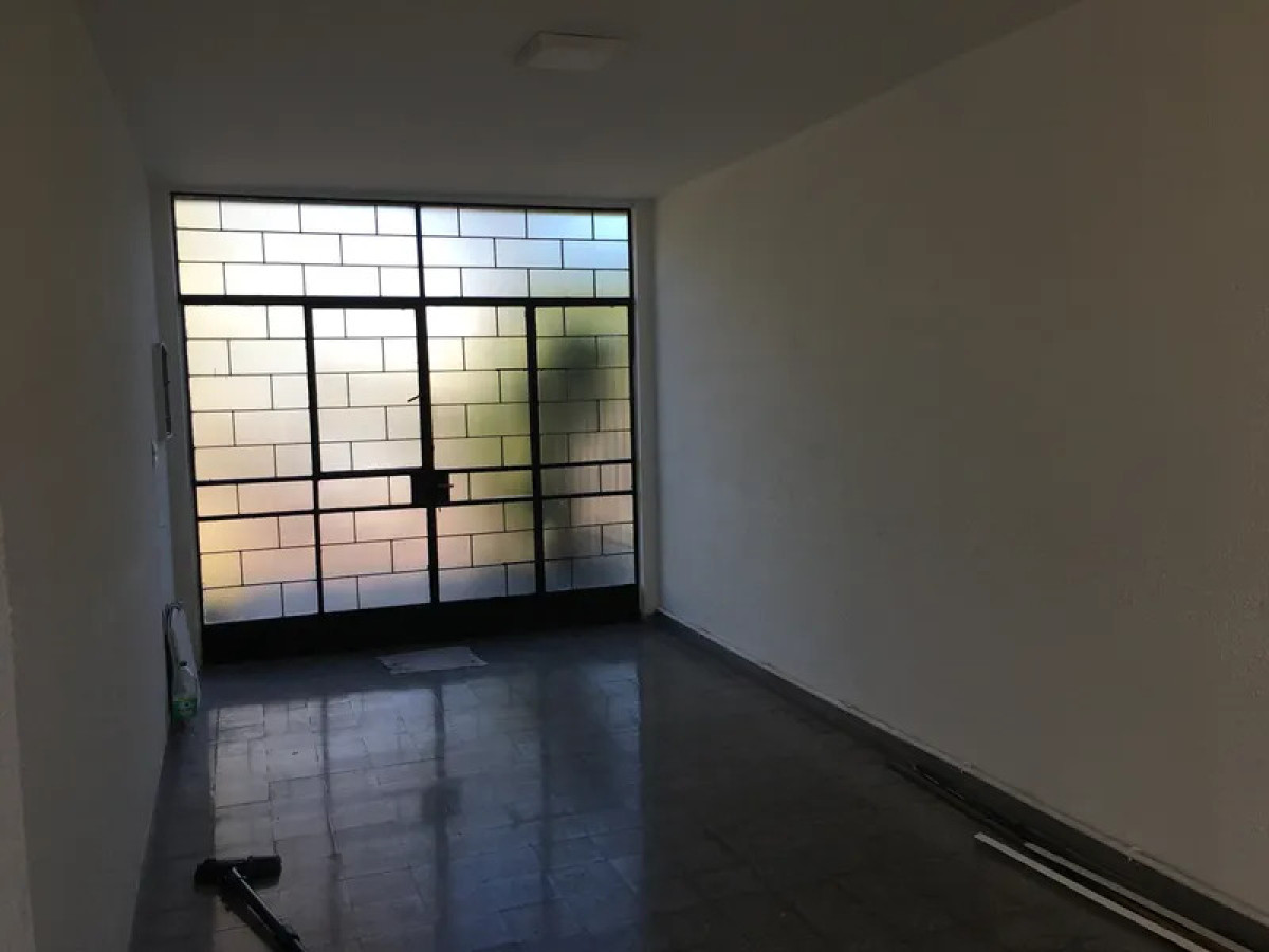 Casa ID.6399 - Alquiler Casa 4 Dormitorios Carrasco patio y garaje