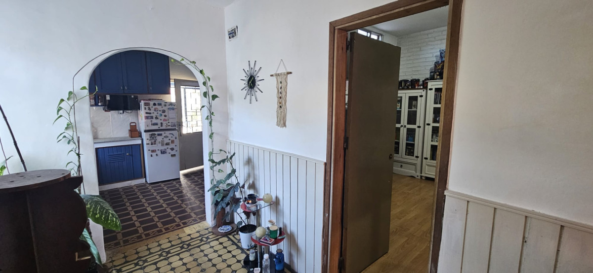 Casa ID.6057 - Venta Casa 2 Dormitorios Perez Castellanos Barbacoa y Cochera