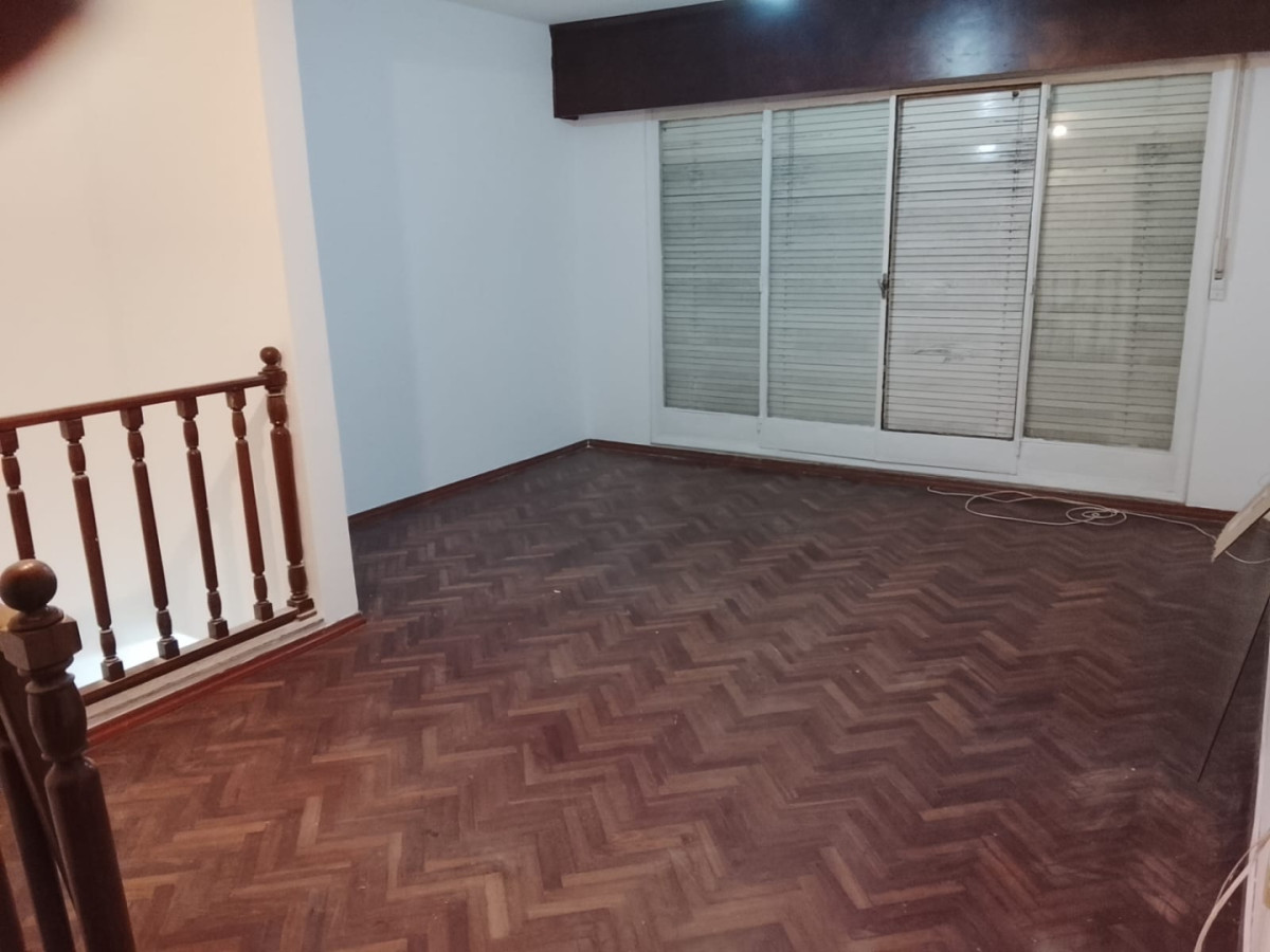 Casa ID.6452 - Alquiler o Venta Casa 4 Dormitorios Buceo Parrillero y Cochera
