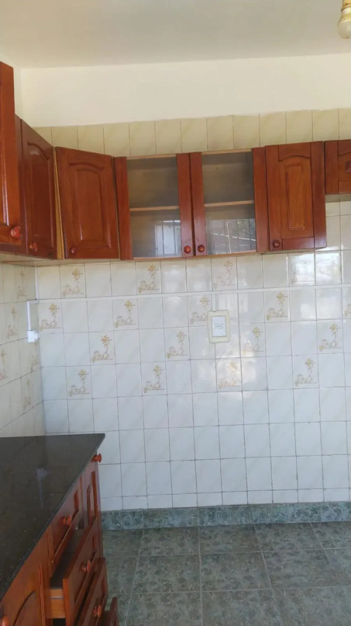 Casa ID.6883 - Alquiler Casa Lagomar 4 Dormitorios Patio Cochera y Parrillero