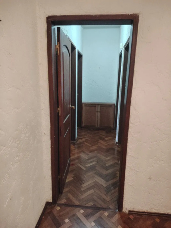 Casa ID.5027 - Venta y Alquiler Casa 3 o 4 Dormitorios Carrasco con Garaje y Patio