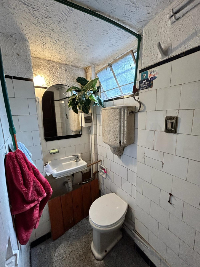 Casa ID.2977 - Venta Casa con Apartamentos Padrón Único Sayago Inversión
