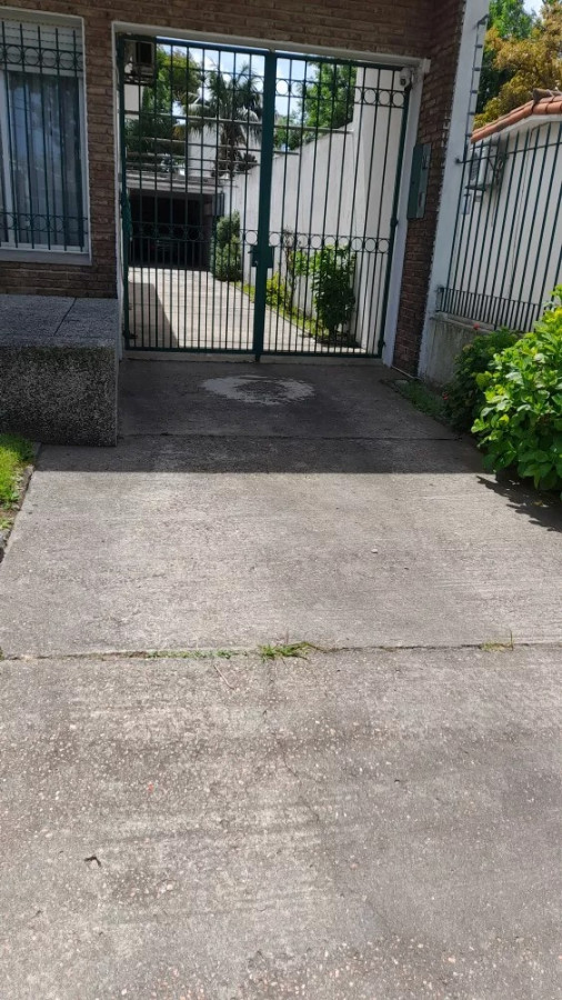 Casa ID.4484 - Venta 2 Casas en Excelente Terreno Malvin Norte Padrón Unico
