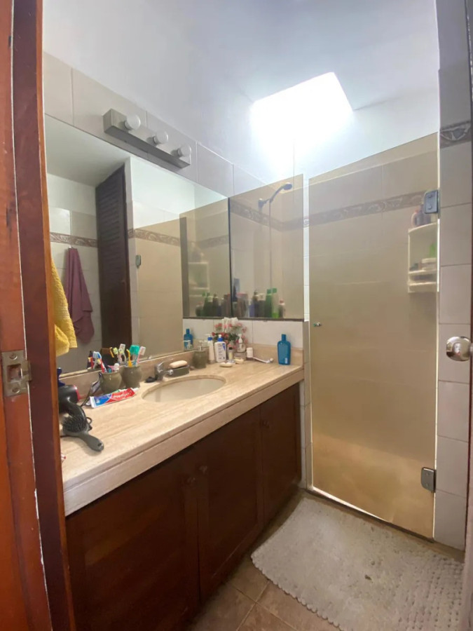 Casa ID.5436 - Alquiler o Venta Casa PH 3 Dormitorios Malvin Patio y Parrillero