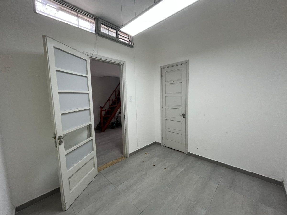 Casa ID.5784 - Venta Casa 4 Dormitorios Terraza y Parrillero Bella Vista