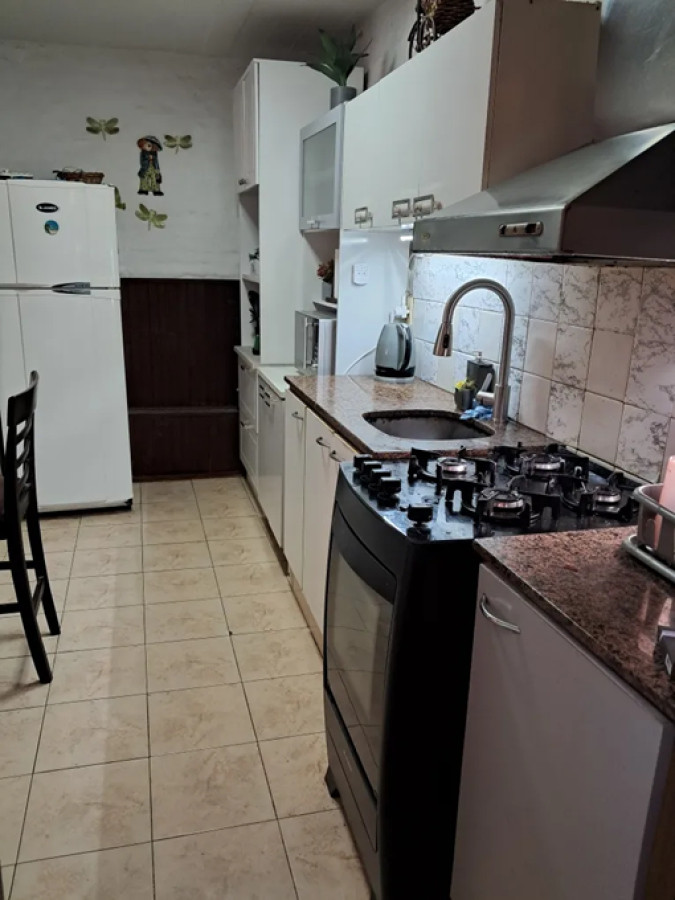 Casa ID.5041 - Venta Casa Duplex 2 Dormitorios Reducto con Barbacoa