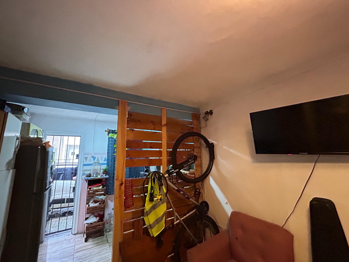 Casa ID.4705 - Venta Casa y Apartamento 4 Dormitorios Tres Cruces 