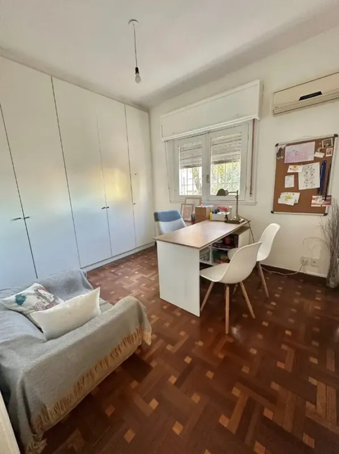 Casa ID.6069 - Alquiler Casa 3 Dormitorios Pocitos con patio y cochera