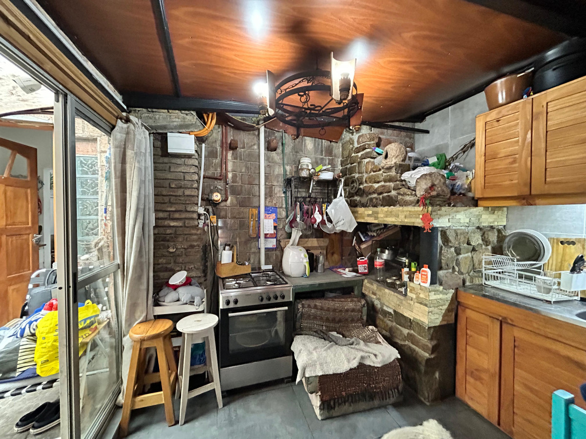 Casa ID.3703 - Inversion Venta 2 Casas Padrón Único Belvedere con Barbacoa