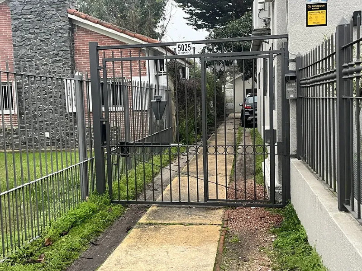 Casa ID.6780 - Alquiler Casa en PH 2 Dormitorios Malvin con patio