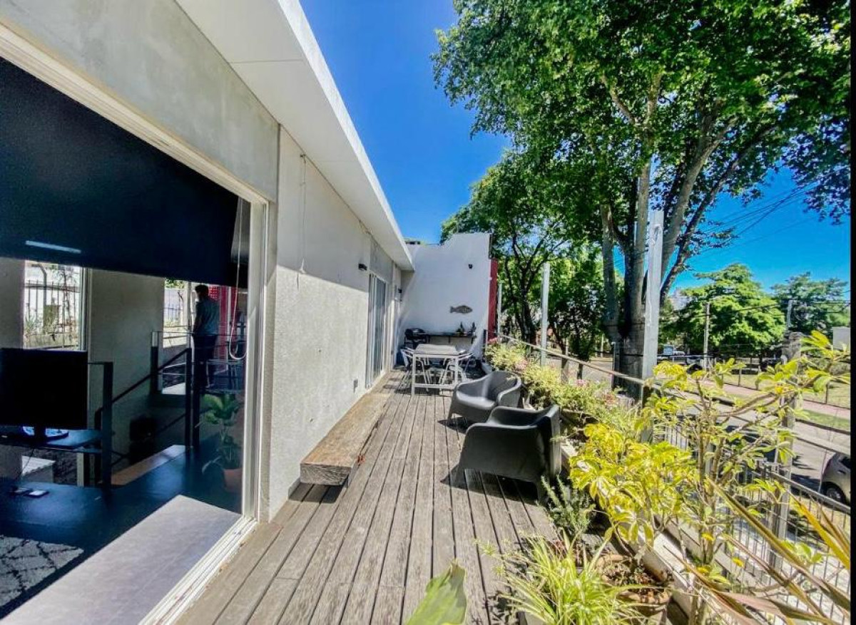 Casa ID.4290 - Venta Casa 3 Dormitorios Malvin con Terraza y Patio