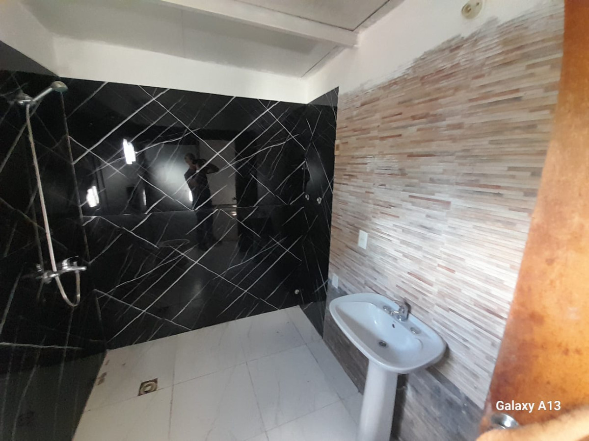 Casa ID.5066 - Alquiler Casa 3 Dormitorios Peñarol patio y cochera