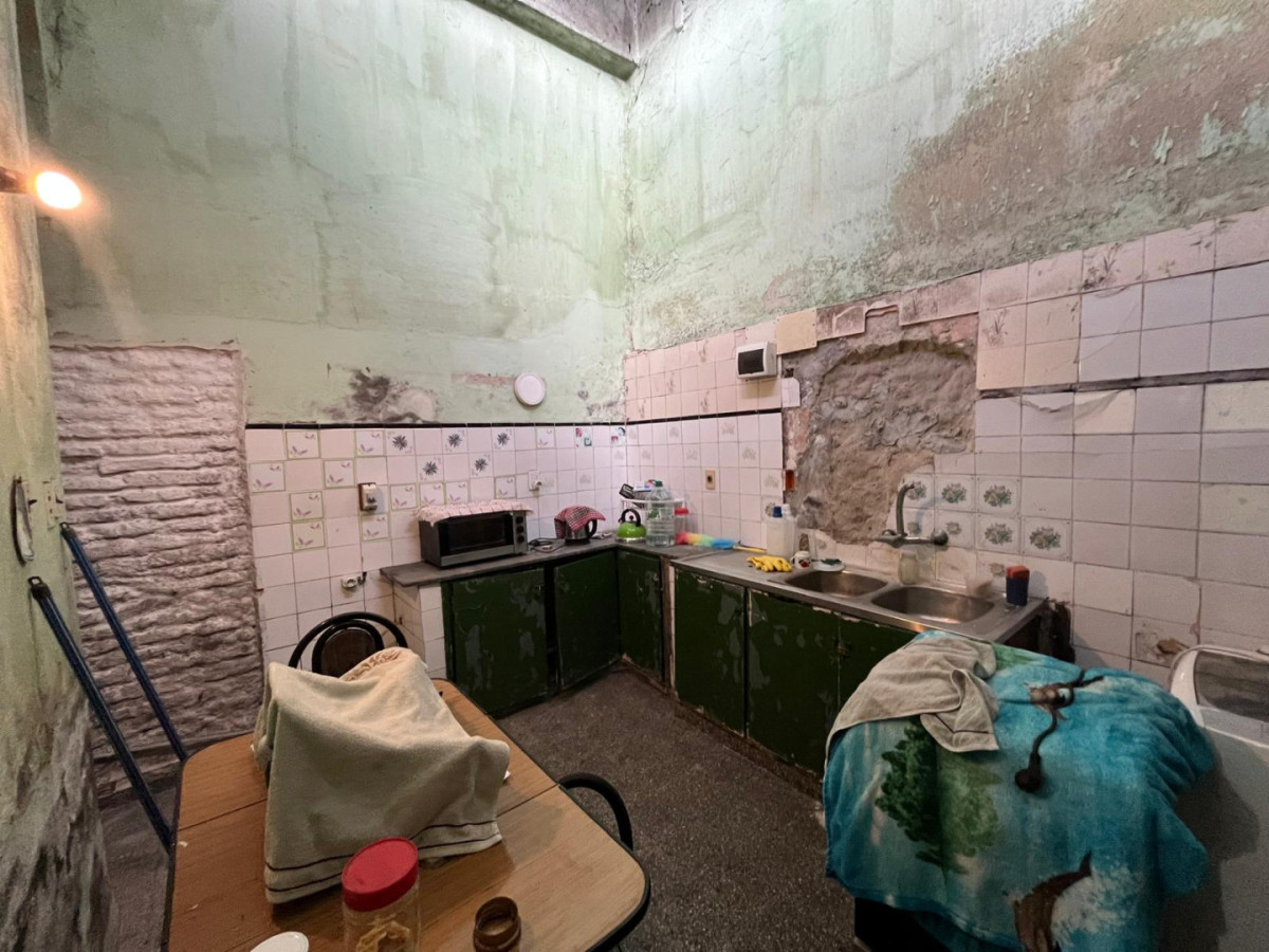 Casa ID.6044 - Venta Casa a Reciclar 3 Dormitorios Aguada con azotea