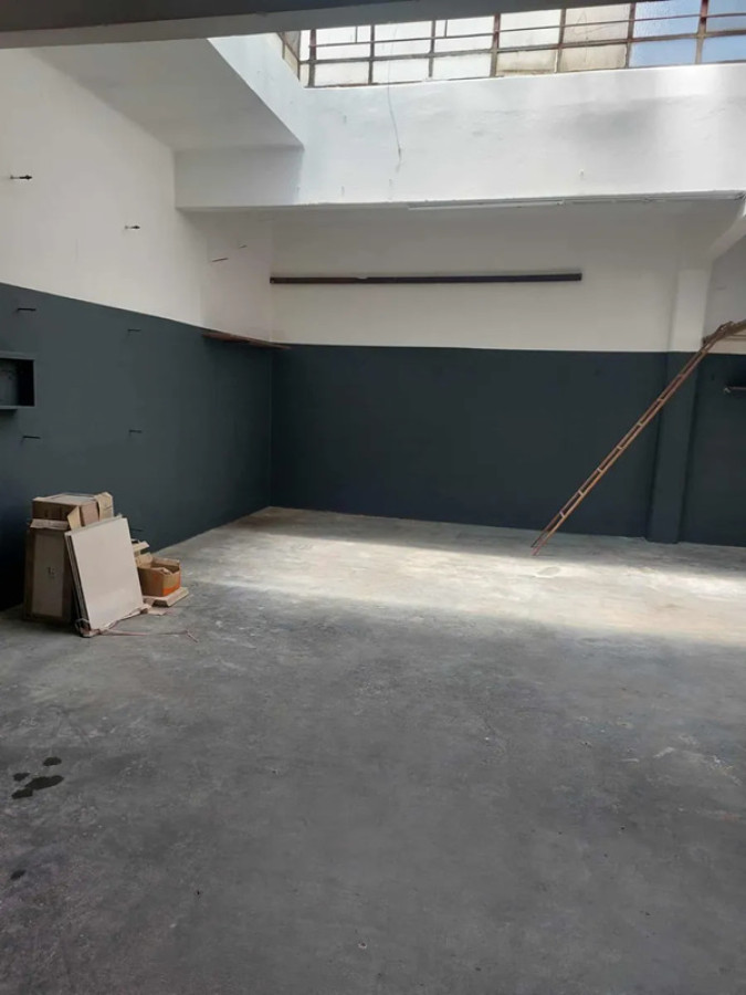 Local Comercial ID.5608 - Alquiler Local o Deposito 170m2 Brazo Oriental