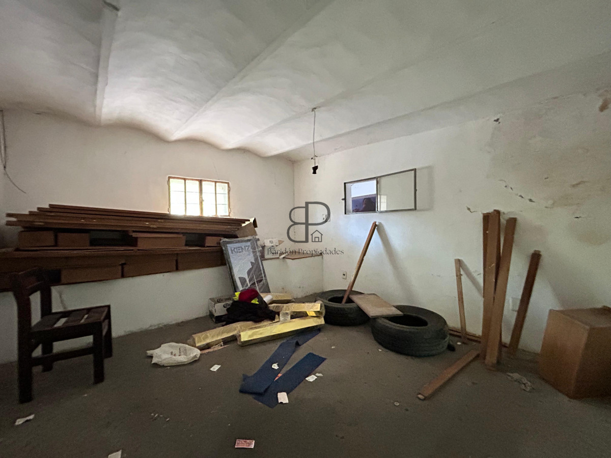Local Comercial ID.4508 - Venta con Renta Depósito o Local La Comercial