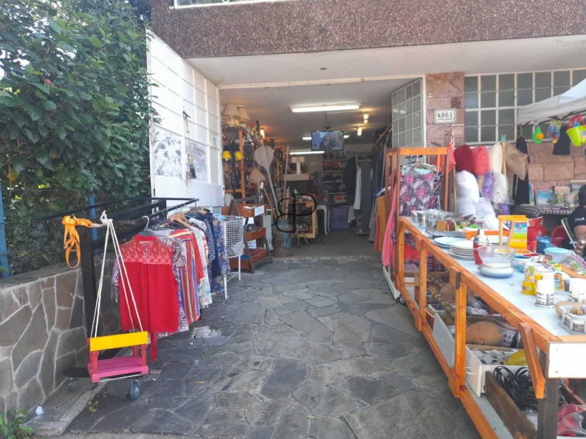 Local Comercial ID.6082 - Venta con Renta 10% Local tipo Garaje 36m2 La Teja