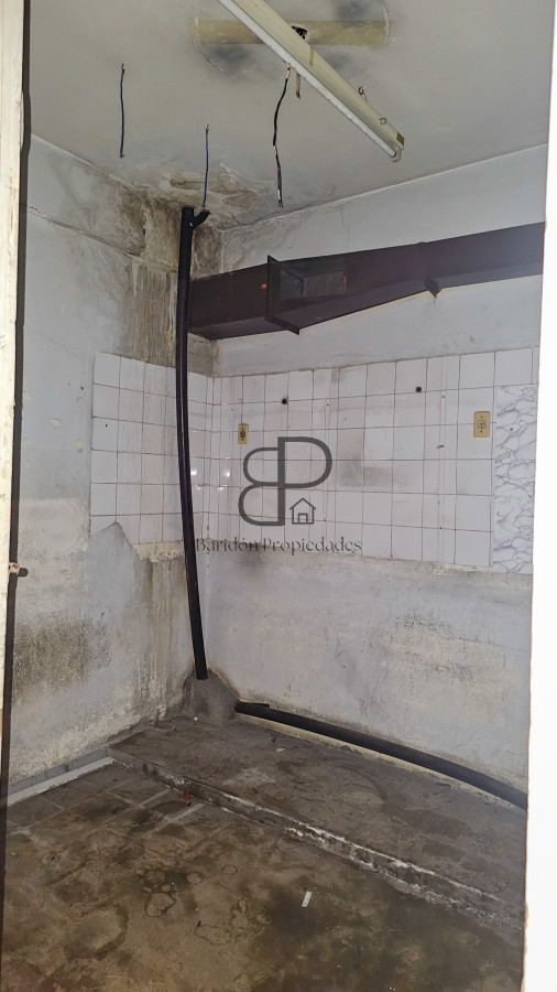 Local Comercial ID.3099 - Venta Local Comercial-Edificio 3 Plantas Cordón