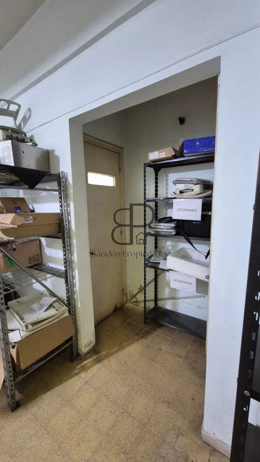 Local Comercial ID.5839 - Venta Dos Locales en Uno 140m2 Cordon