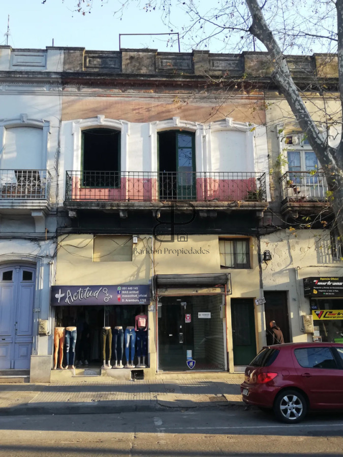 Local Comercial ID.7006 - Venta Local con Vivienda y Deposito Goes Inversion 158m2