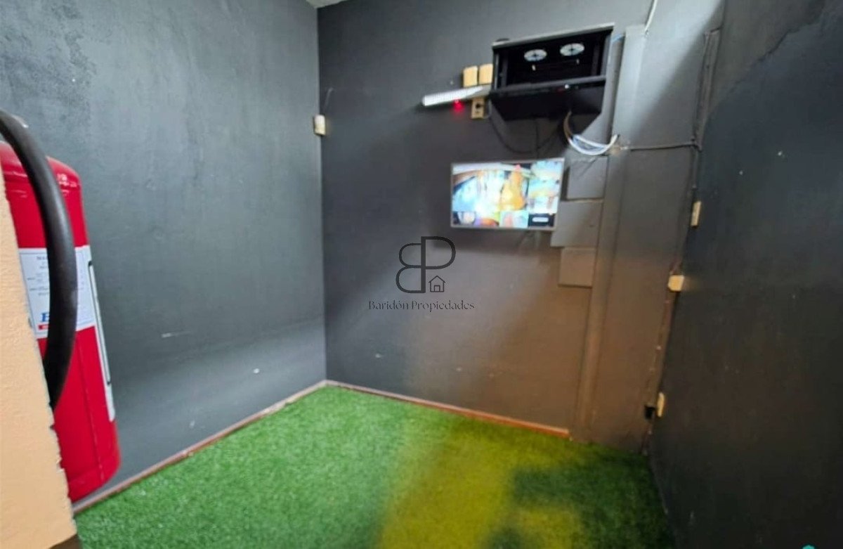 Local Comercial ID.6986 - Venta 2 Locales Padrón Único con renta 250m2 Goes