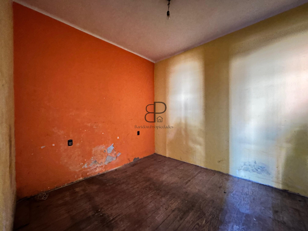 Local Comercial ID.4347 - Venta con renta Gran Local Comercial con Vivienda La Teja