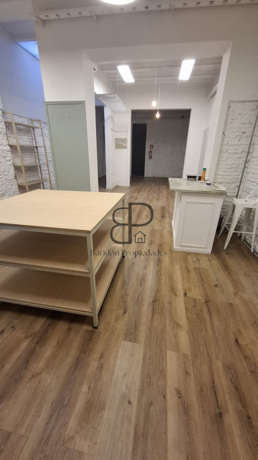 Local Comercial ID.6493 - Venta con Renta Local Padron Unico Pocitos 86m2 Inversion
