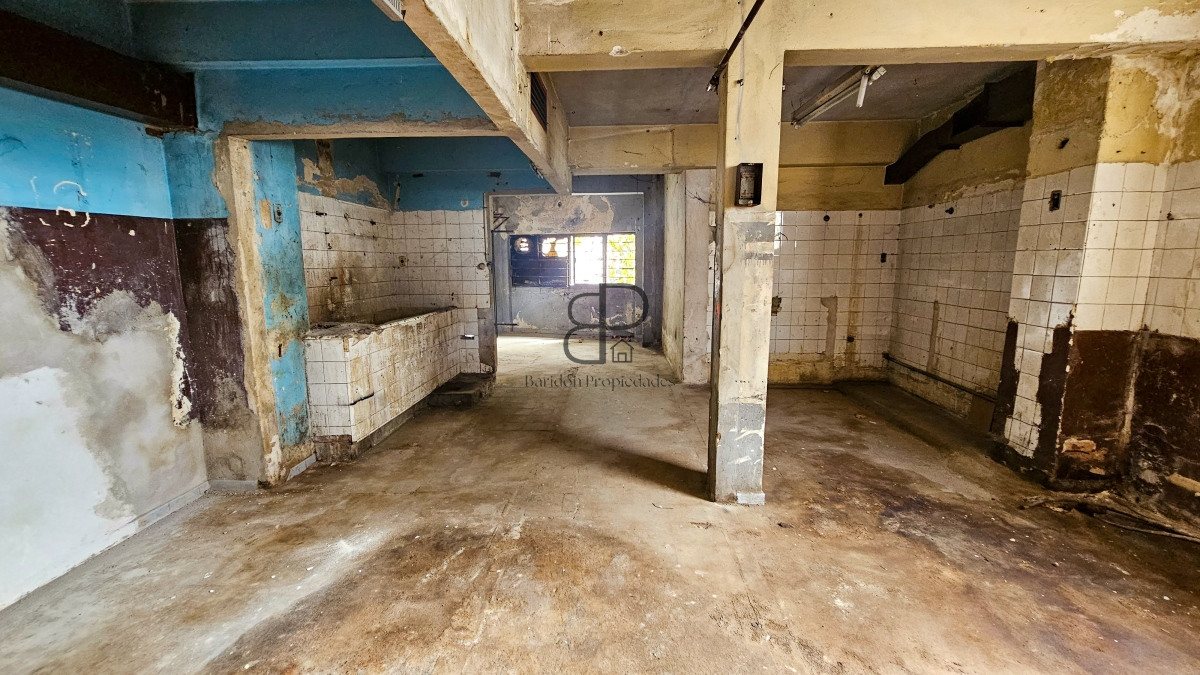 Local Comercial ID.3099 - Venta Local Comercial-Edificio 3 Plantas Cordón