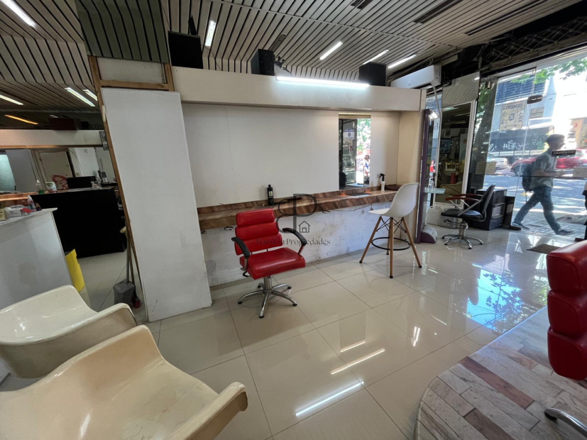 Local Comercial ID.5820 - Venta 2 Locales o Vivienda dos Plantas 240m2 Centro